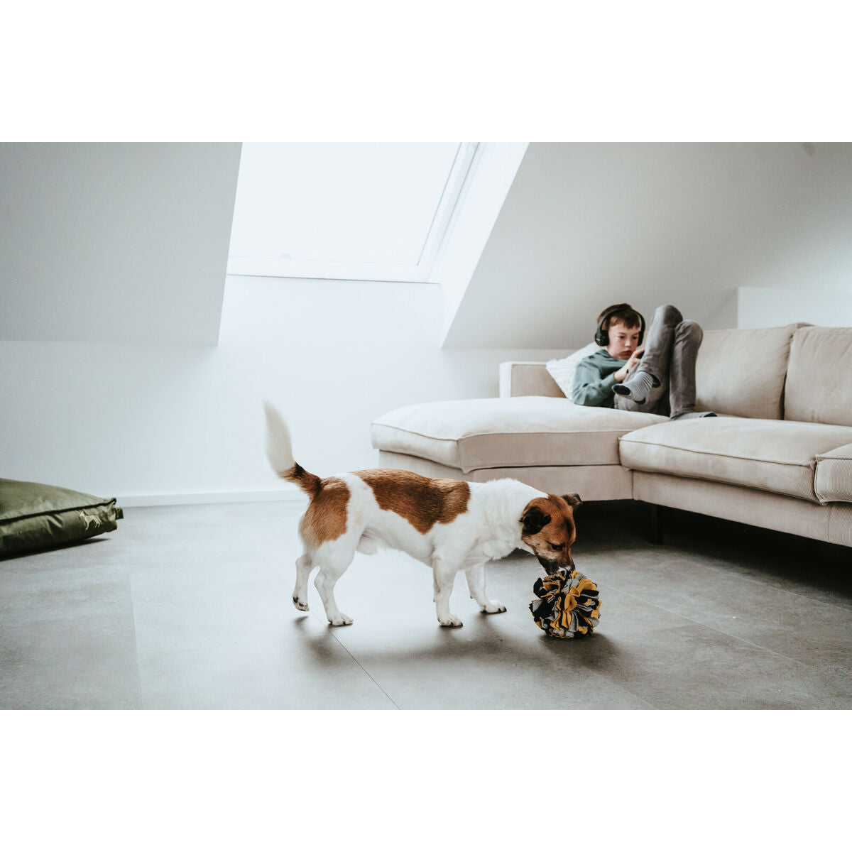 V5HEE563DB11E64FCB442CEE5D393741A75R5333597P5