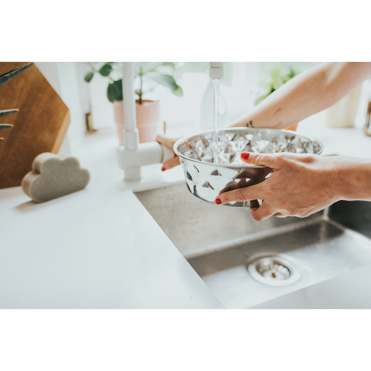 V6HE56E97C4AB06E97700D8FDC88D0DF1A3R4438174P7